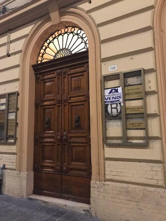 Casa Ohana Анкона Екстериор снимка